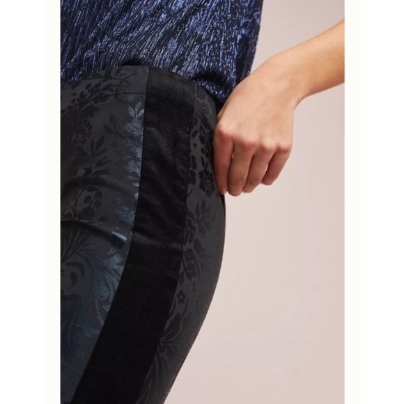 Anthropologie The Essential Foil-Printed Tuxedo Trousers - Picture 3 of 16